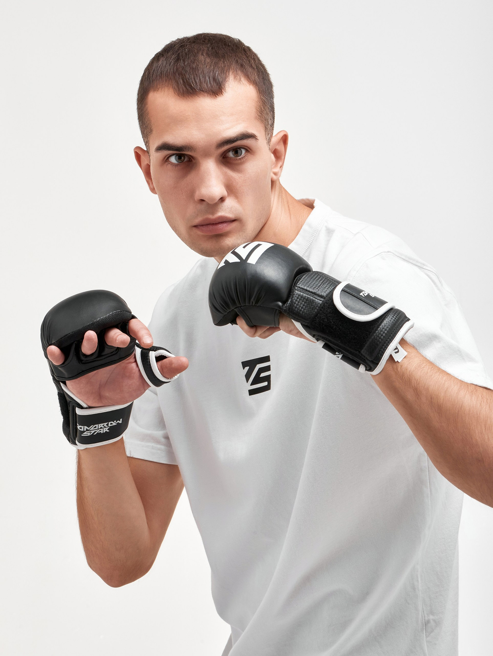 Перчатки для ММА M8 Full Contact Sparring Gloves Tomorrow Star (для боев)