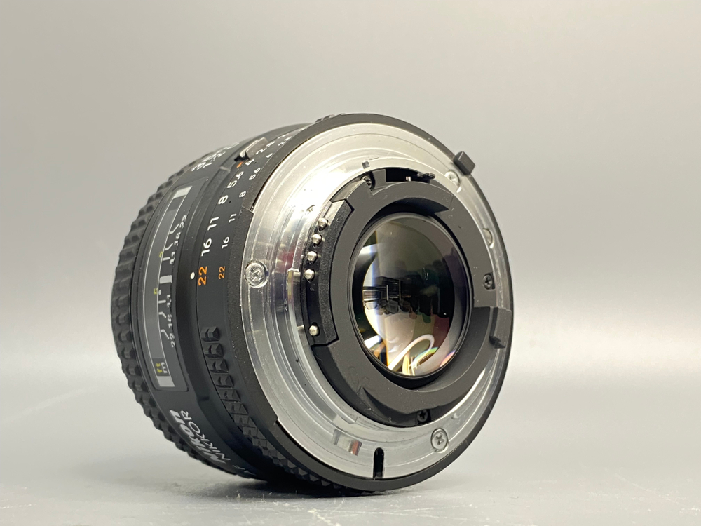 Nikon 35mm 2D AF Nikkor