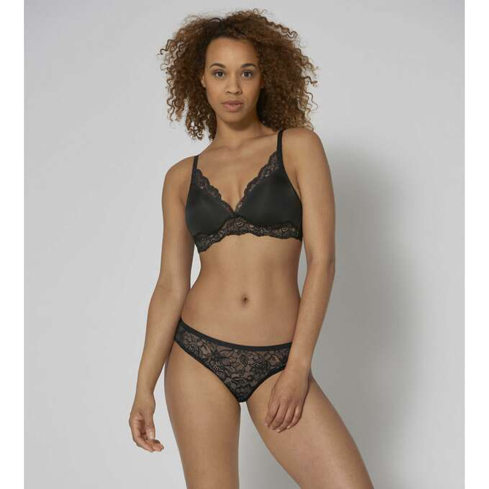Трусы женские Triumph Amourette Charm Brazilian