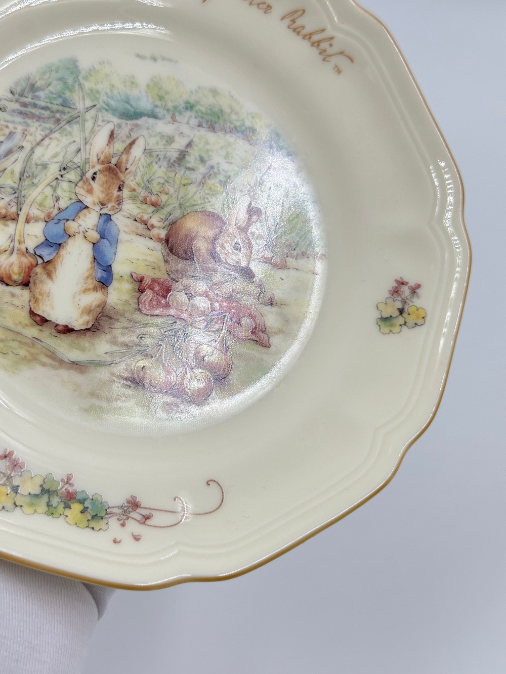 Тарелка The World of Peter Rabbit