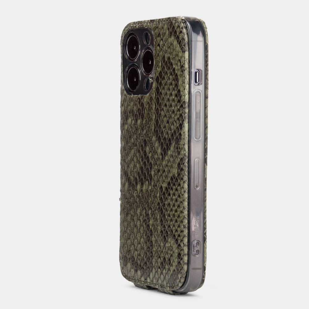 Чехол зеленый для iPhone 13 Pro Max зеленого цвета