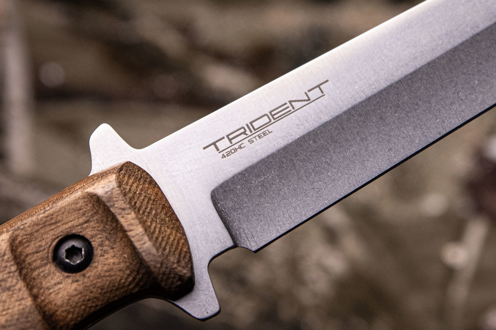 Тактический нож Trident Lite 420HC дерево