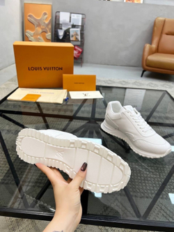 Кроссовки Louis Vuitton Run Away