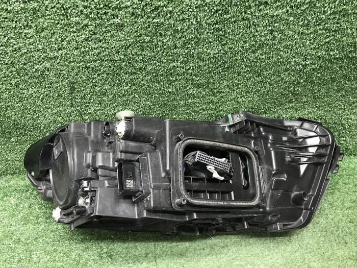 Фара левая Mercedes A W177 (2018-2022) LED