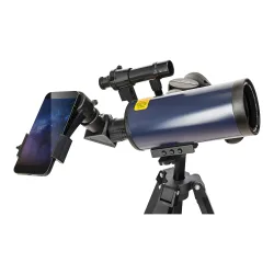 Телескоп Levenhuk New Skyline BASE МАК 70/1000 AZ-M - вид сбоку со смартфоном на адаптере