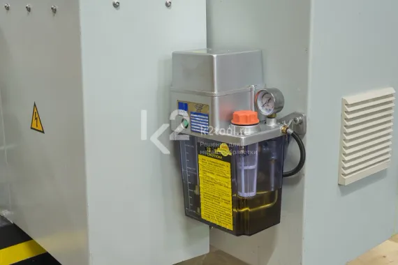 Инструментальный фрезерный станок STALEX WFM 750 Servo