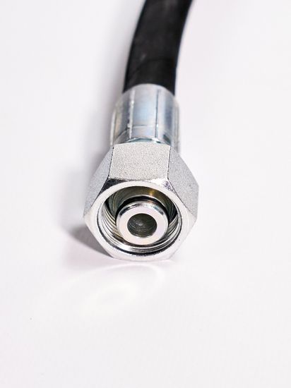 Шланг высокого давления DIN 2SN d=08L=20 м Фитинг (Г) 22*1,5 универсальный d=08* Муфта ду