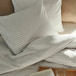Комплект постельного белья IKEA AKERFIBBLA (ОКЕРФИББЛА), Двуспальный, Белый в клетку, 240x220, 50x80 см