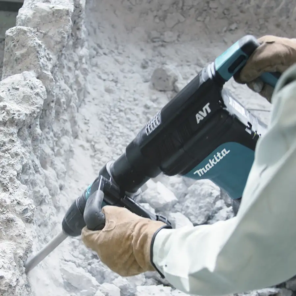 Отбойный молоток Makita HM1111C
