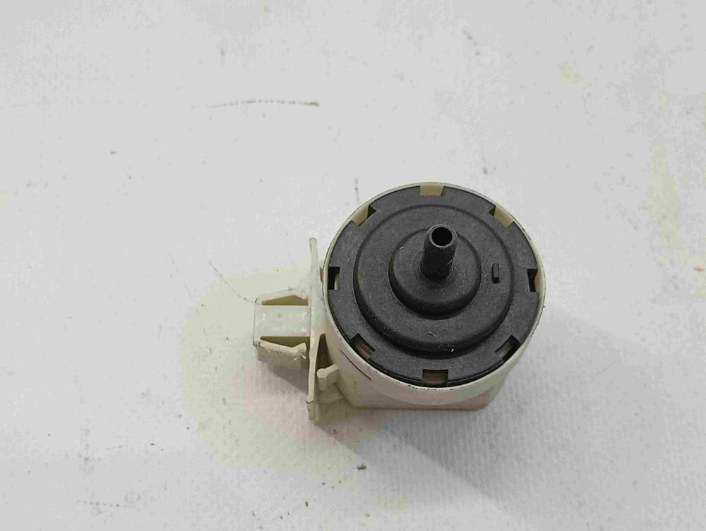 CS41052D1207 кт290 Датчик уровня воды стиральной машины Candy CS41052D1207 б/у