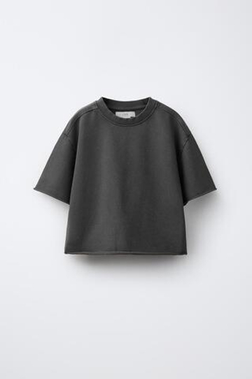 ZARA ФУТБОЛКА С ЭФФЕКТОМ ПОТЕРТОСТИ, ТЕМНО-СЕРЫЙ