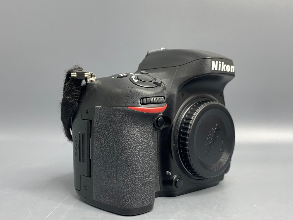 Nikon D610 28.500 кадров