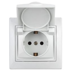 Розетка Intro Plano 1-209-01 с заземлением 2P+E Schuko с крышкой штор. 16А-250В скрытой установки IP44 белый | Intro Plano