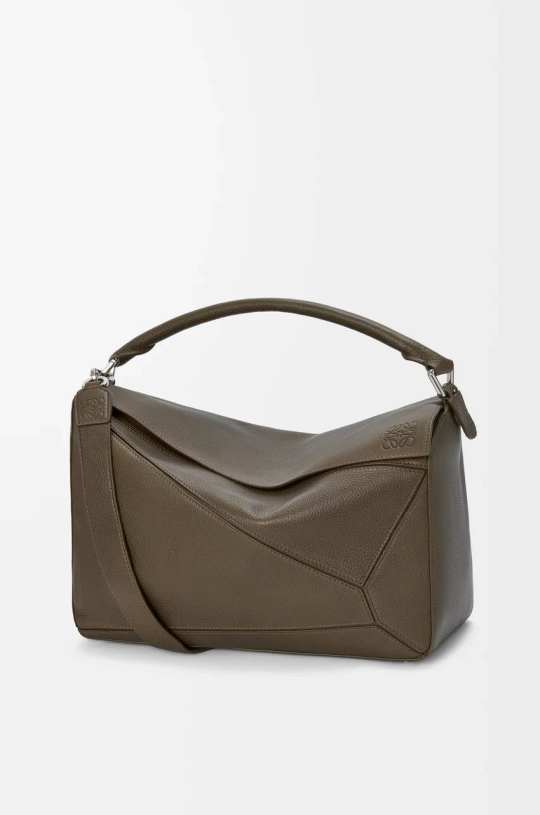 Loewe Большая сумка Puzzle мягкой зернистой телячьей кожи, зелено-коричневый
