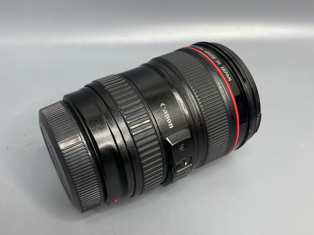 Canon EF 24-105mm f/4L IS USM царапинки на линзе