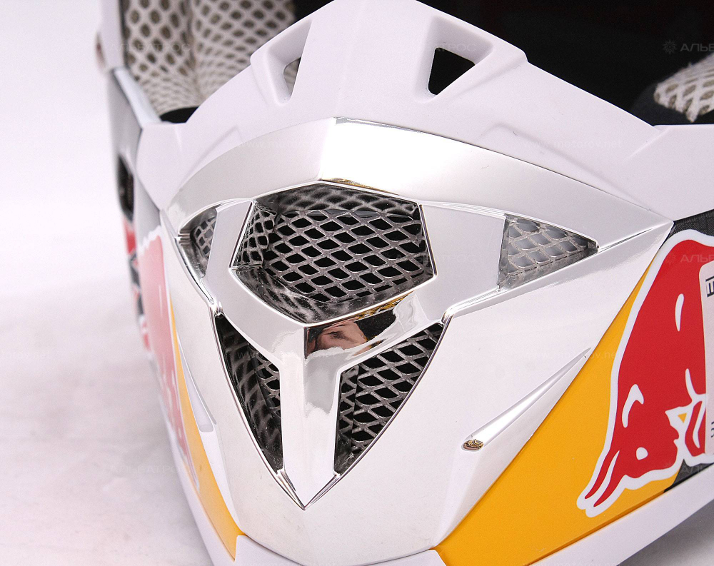 Мотошлем Kini Red Bull 14 Lite Carbon