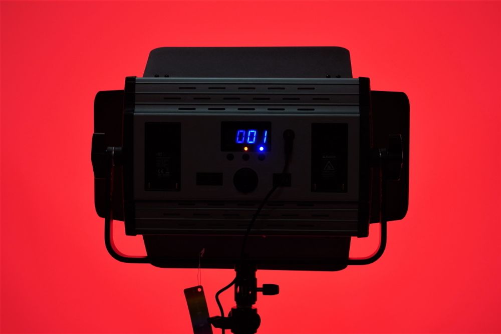 FST SFL-60RGB