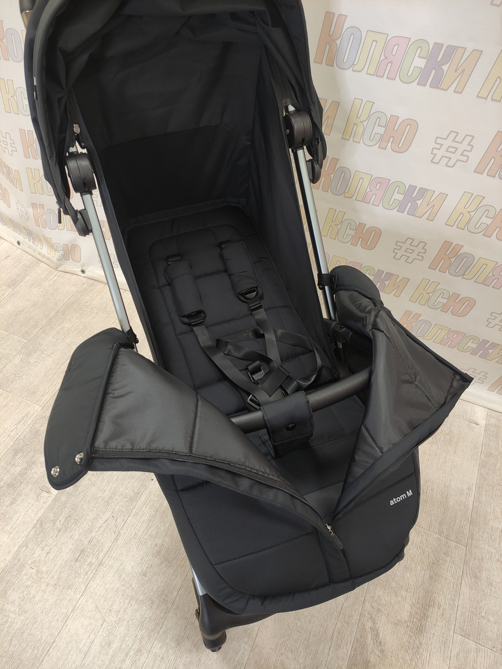Коляска прогулочная Carrello Atom M CRL-5527 Diamond Black