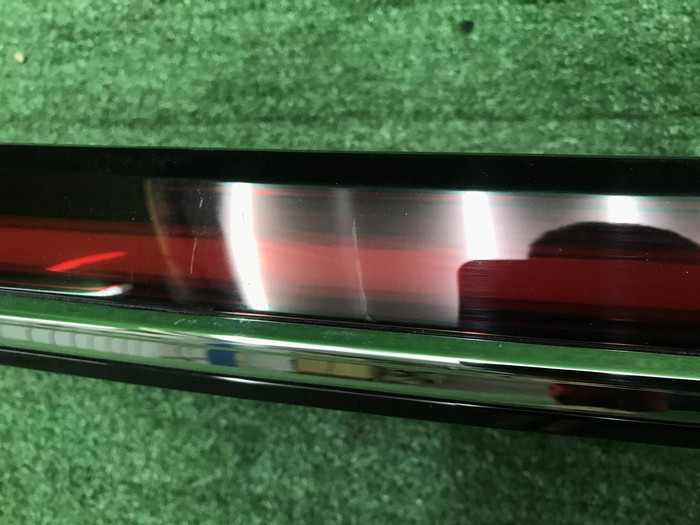 Фонарь крышки багажника Geely Monjaro (2021-н.в.)