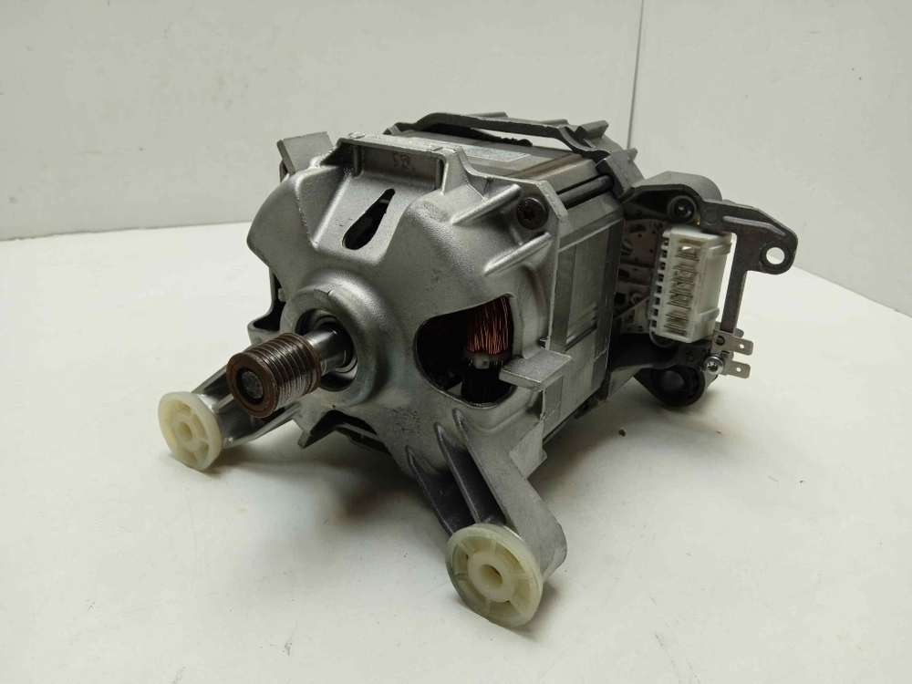 WIS24140OE/47 кт173 Двигатель 7 контактов для стиральной машины Bosch WIS24140OE/47 б/у