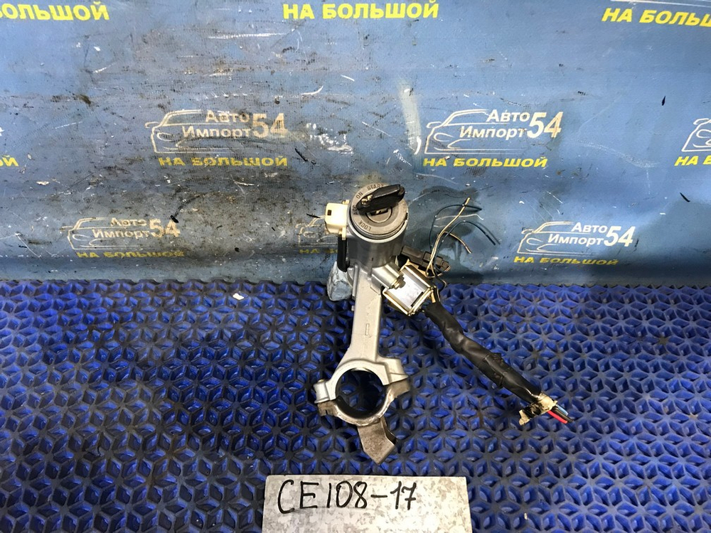 Замок зажигания TOYOTA COROLLA 1995