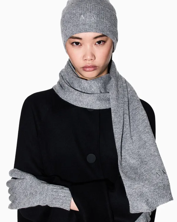 Шапка женская ARMANI EXCHANGE