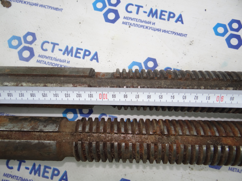Винт ходовой (длина 1630мм, рабочая длина 1000мм) Tr40*6