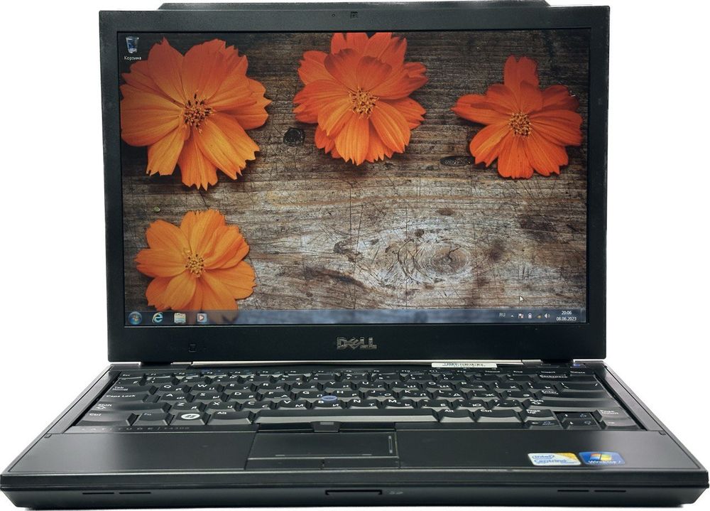 Уценённый ноутбук Dell Latitude E4300
