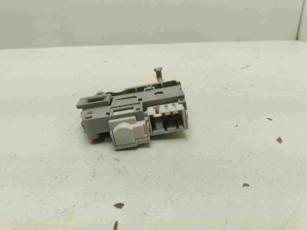WMF7080 кт219 Блокировка люка для стиральной машины Hotpoint-Ariston WMF7080 б/у
