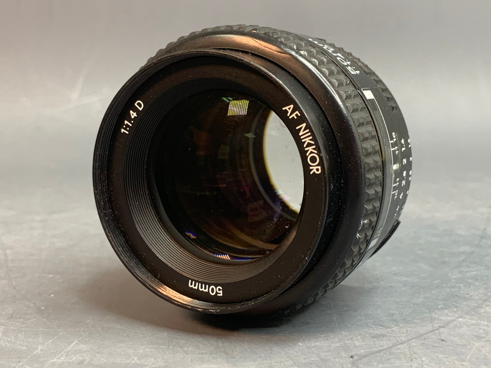 Nikon 50mm f/1.4D AF Nikkor
