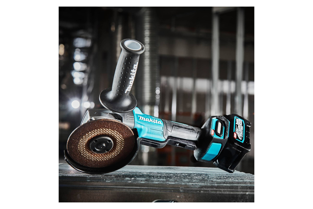 Угловая шлифовальная машина Makita XGT GA013GM201 199372