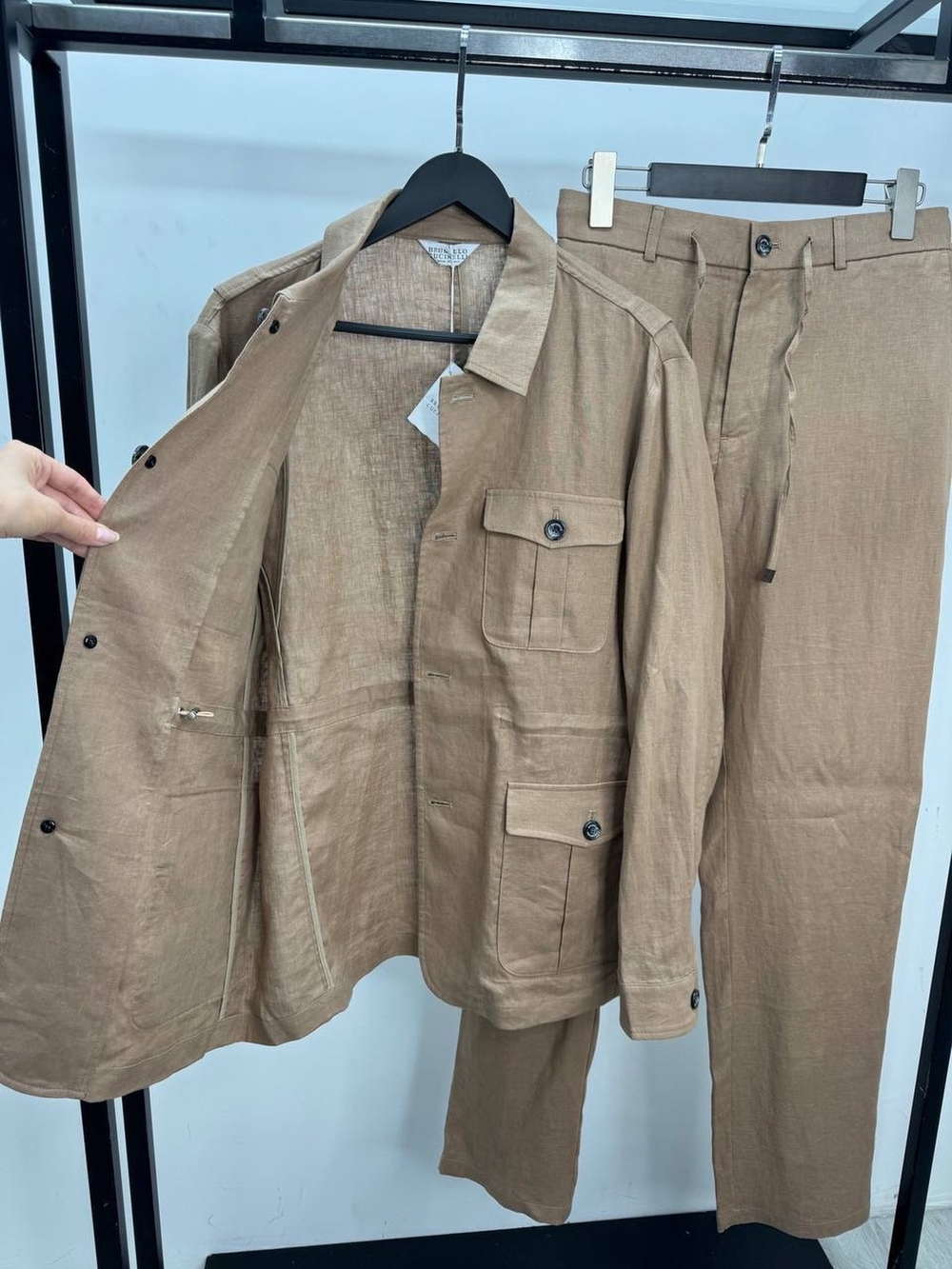 Льняной костюм Brunello Cucinelli