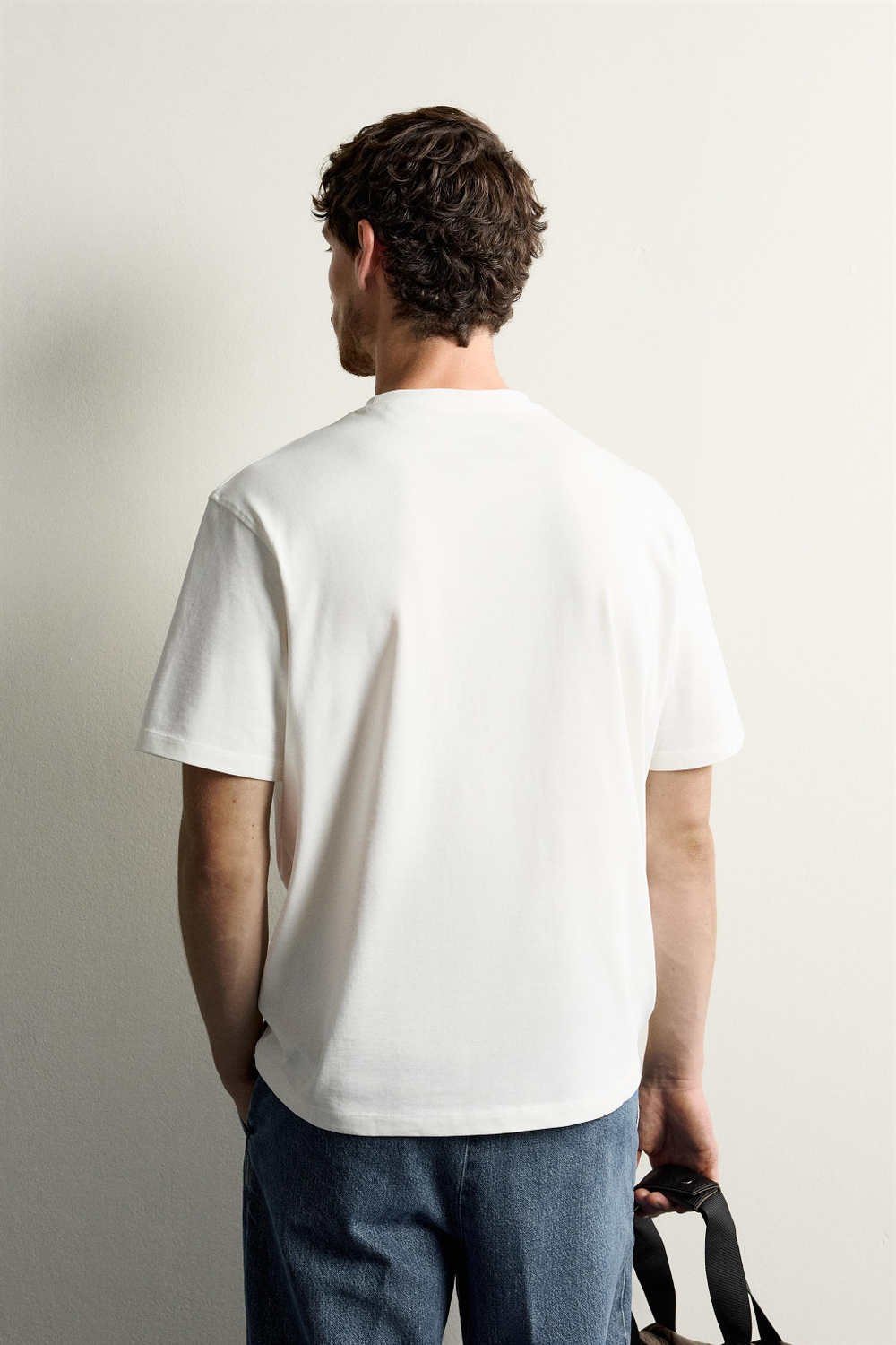 ФУТБОЛКА ИЗ ПЛОТНОГО ХЛОПКА С КОРОТКИМИ РУКАВАМИ — ZARA · 4092/443