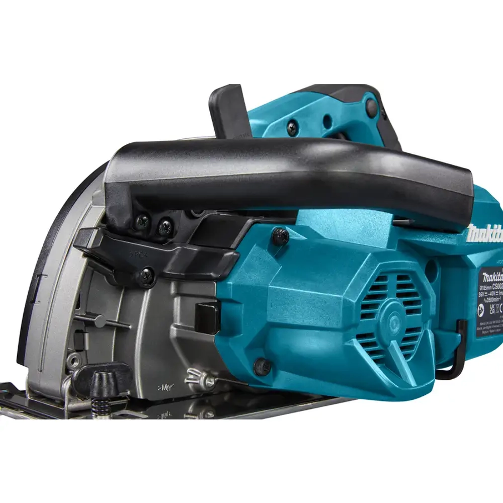 Аккумуляторная пила Makita CS002GZ