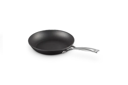 Le Creuset Сковорода с антипригарным покрытием 22 см. 51112220010001