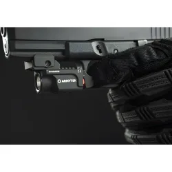 Тактический пистолетный фонарь Armytek Buckler M1 - вид сбоку, установленный на оружии