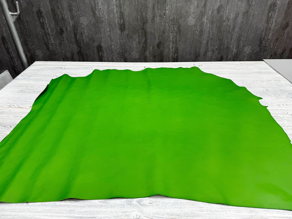 Кожа Vacchetta Classic Extra Green для сумок и аксессуаров