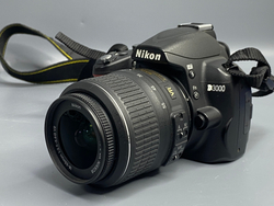 Nikon D3000 Kit 18–55mm — 19 030 кадров