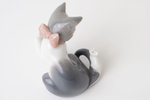 Коллекционная фарфоровая фигурка котенка с мышкой на хвосте Lladro