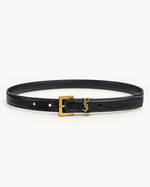 Женский ремень Saint Laurent 2,0 см — чёрный с прямоугольной золотистой пряжкой и YSL