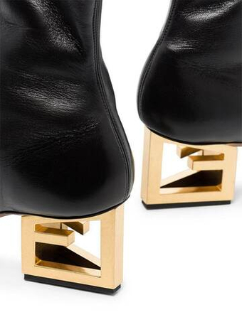 GIVENCHY