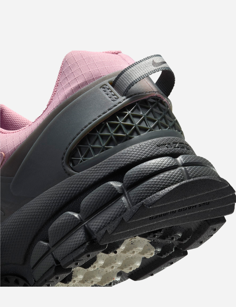 Nike Zoom Vomero 5 Roam Elemental Pink (HQ2181-003)
