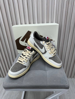 Кеды Nike Air Jordan & Travis Scott