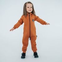 Комбинезон с капюшоном и карманами "Миндаль" утепленный