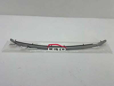 Молдинг капота 75770-42030 7577042030