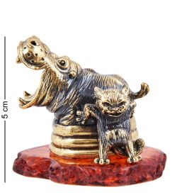 Народные промыслы AM-3645 Фигурка «Бегемот и Кот - Держись Бро» (латунь, янтарь)