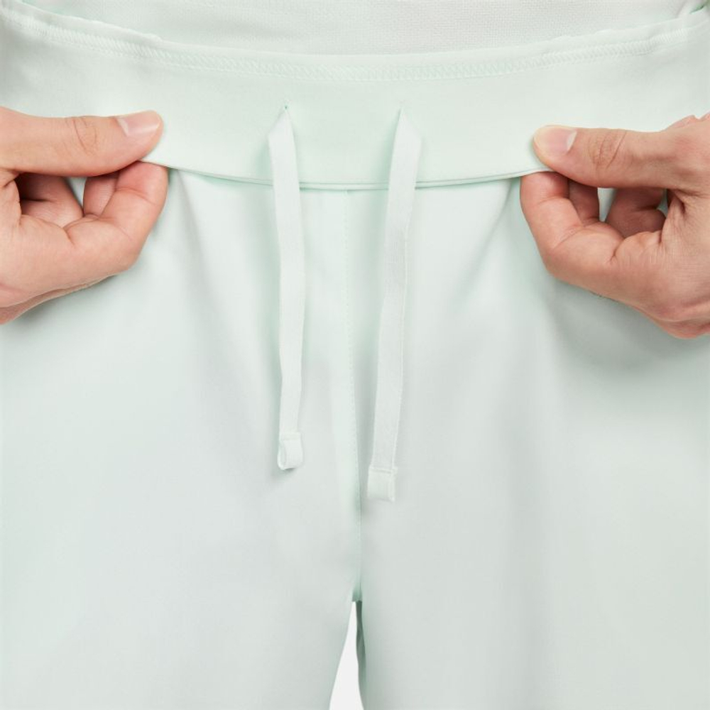 Теннисные шорты Nike Court Dri-Fit Victory Short 9in - barely green/black