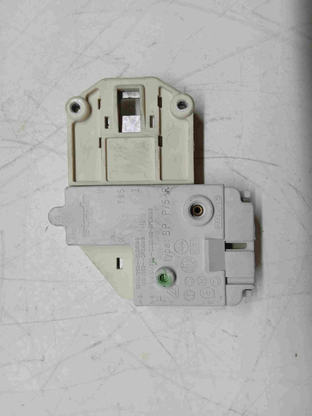 ZWO3104 кт273 Блокировка люка стиральной машины Zanussi ZWO3104 б/у