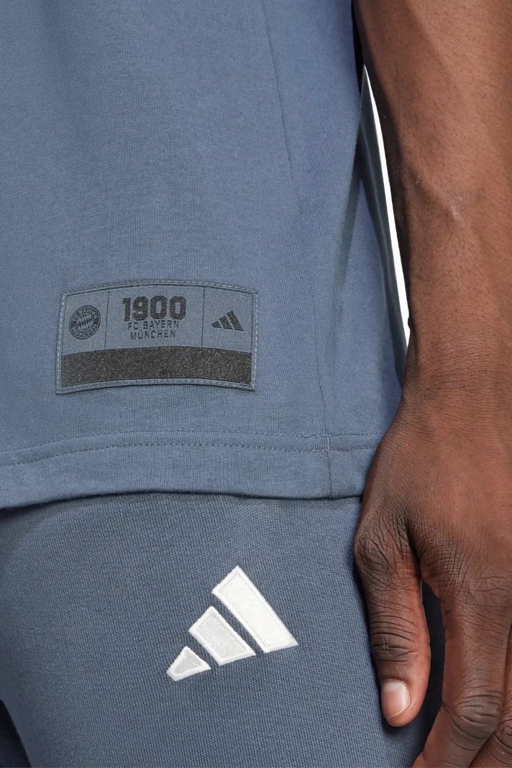 Футболка adidas FC Bayern 25/26 US Pack Tee - серый