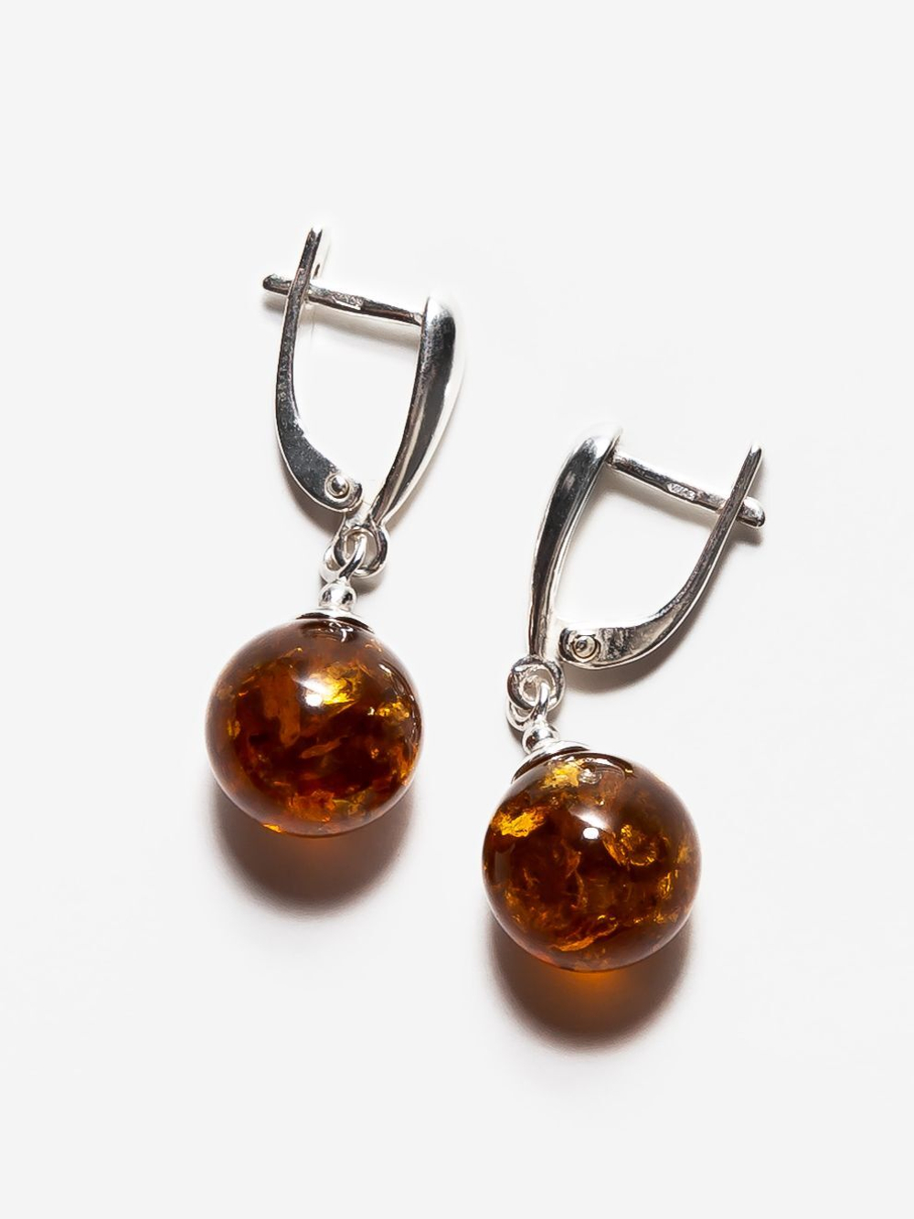 Серьги из серебра 925 с цельным коньячным янтарем 11 мм